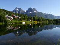 Niingen Bergspiegelung im Strandvatnet bei Bogen - Nordland